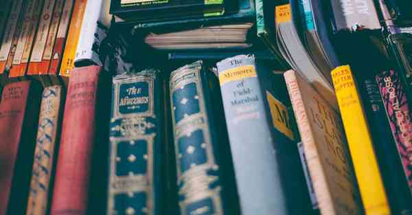 人工智能机器人和人谈恋爱