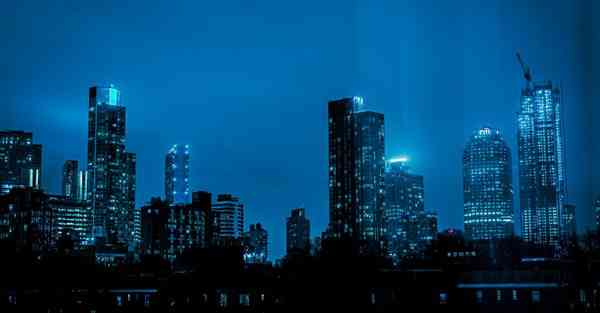 智能仓储机器人价格，智能仓储机器人价格高吗