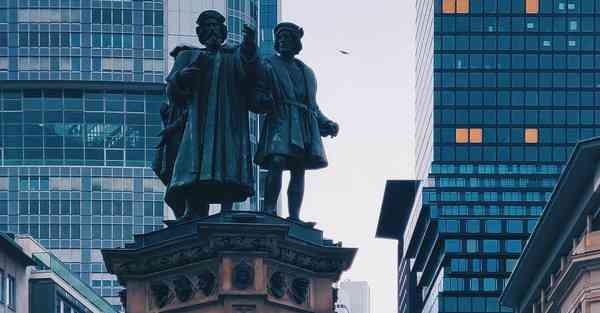 新基建AI和大数据