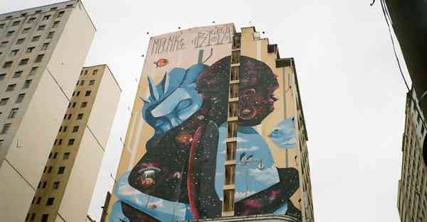 智能仓储物流机器人功能