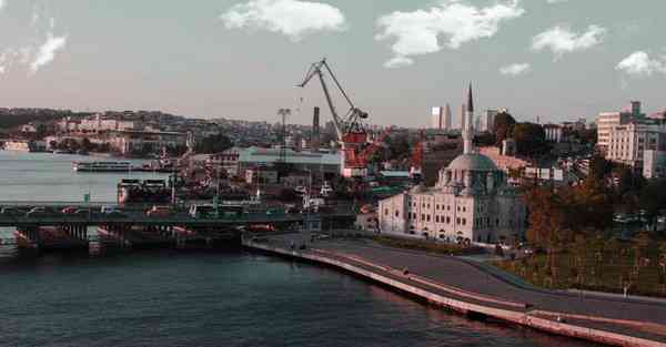 人工智能机器人能听，人工智能机器人能听到你在骂人吗