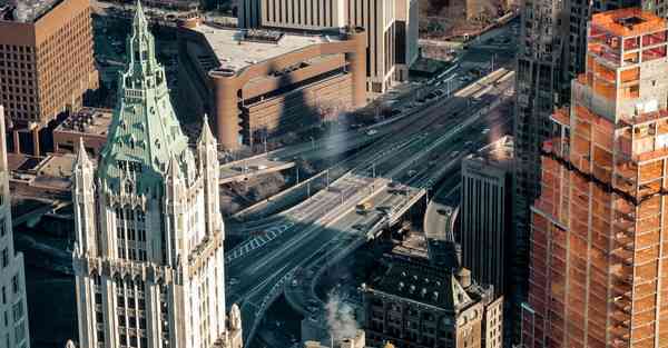 新基建AI和大数据