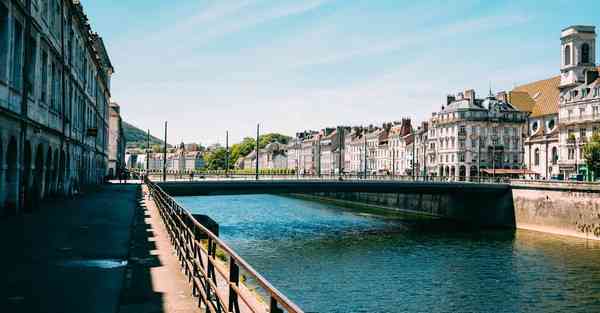 小檬智能机器人 檬檬虎儿童智能机器人