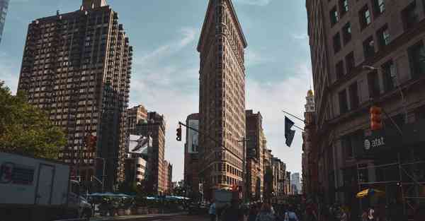 二次元AI绘画文案伤感（二次元表达爱意的句子）