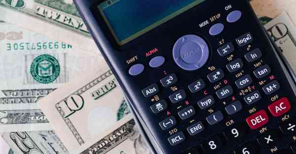 二次元AI绘画文案伤感（二次元表达爱意的句子）