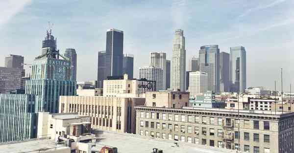 AI技术对于服装行业的影响