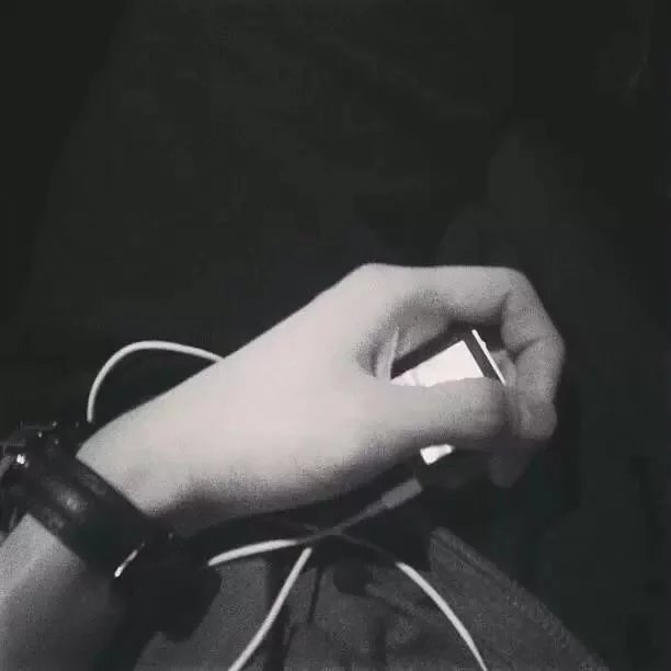 闵发菡雅