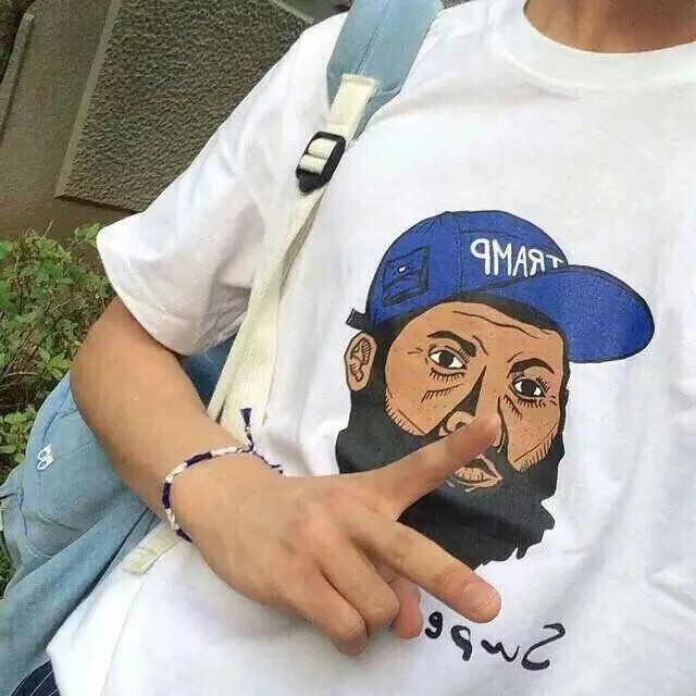 卓中鸿嘉